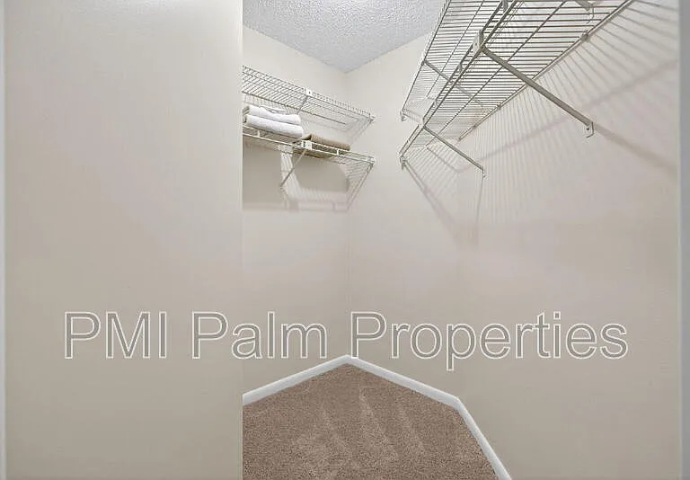 1127 E Seminole Ave #8A — Photo 20