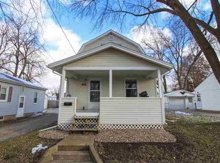 315 Clough St, Waterloo, IA 50701