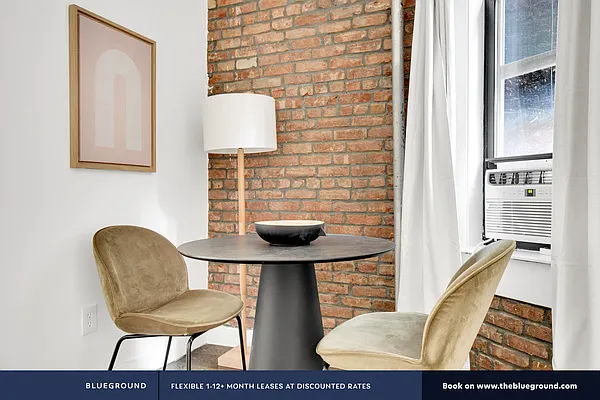 Rented by The Blueground | media 12