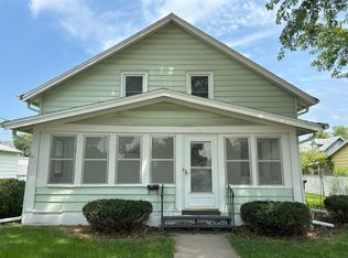 536 E 15th St, Fremont, NE 68025