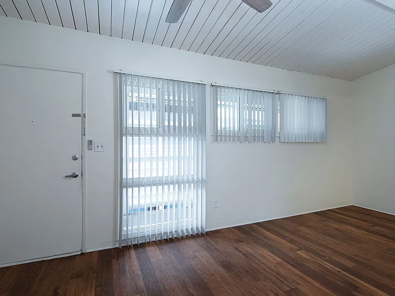 Aztec Lofts Apartments — Photo 21