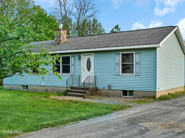 329 Menemsha Lane, Wynantskill, NY 12198