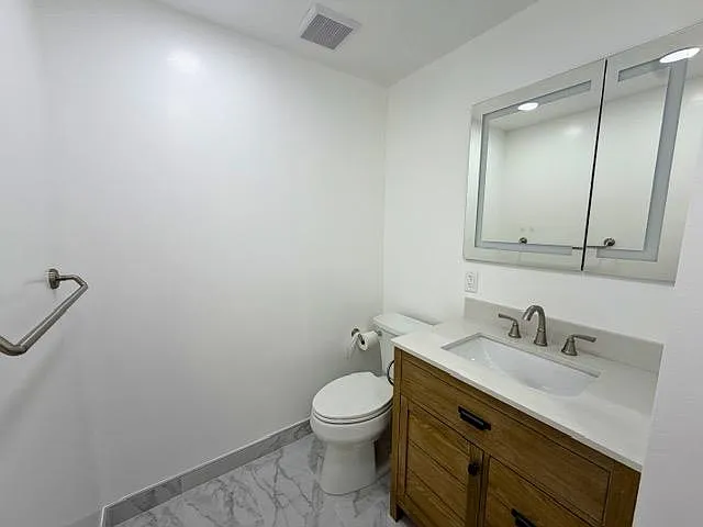 1 2nd St #1012 — Photo 12
