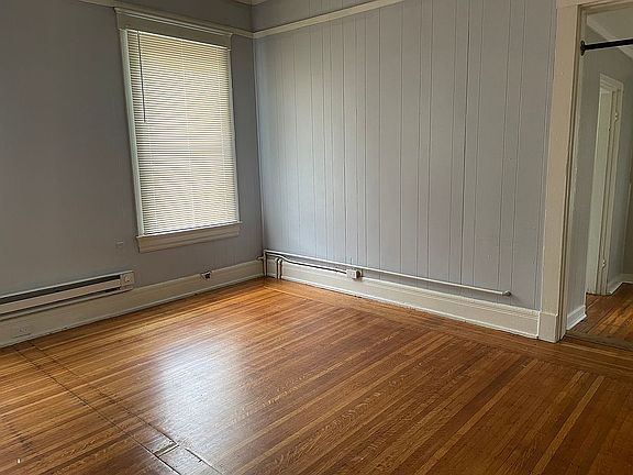 4th image of 211 S Ewing Ave