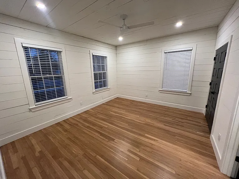 701 Harris Ave — Photo 8