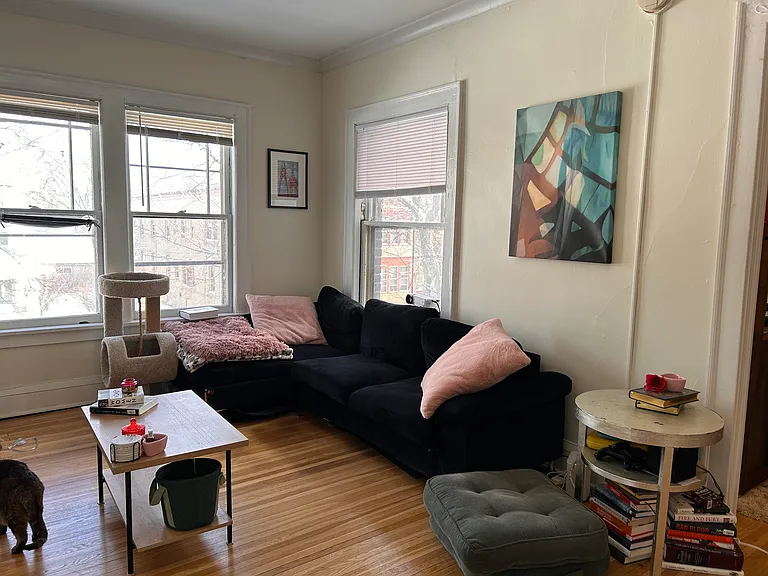 2500 Emerson Ave S #7 — Photo 2