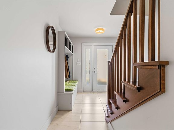 3rd image of 88 Armenia Dr
