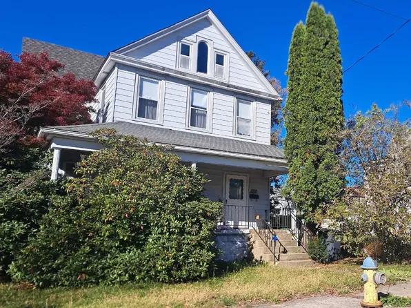 502 Vine St, Freeland, PA 18224