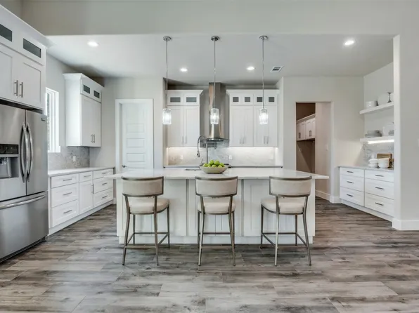 903 Urban Dr, Desoto, TX 75115