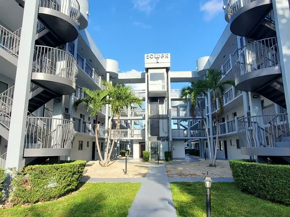 5290 W 21st Ct, Hialeah, FL 33016