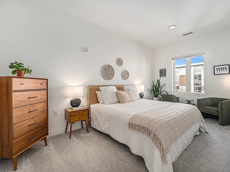 2550 Lawrence St #303 — Photo 6