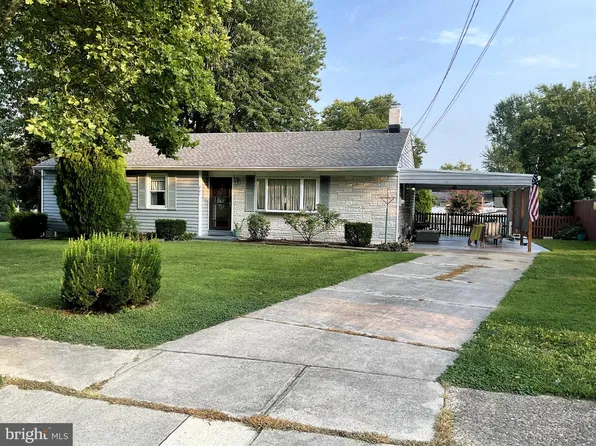 207 Highland Ave, Sewell, NJ 08080