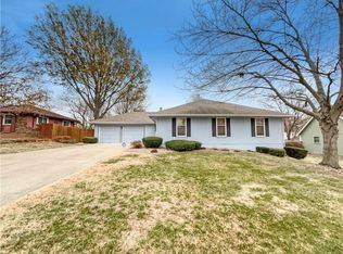 12725 Richmond Ave, Grandview, MO 64030
