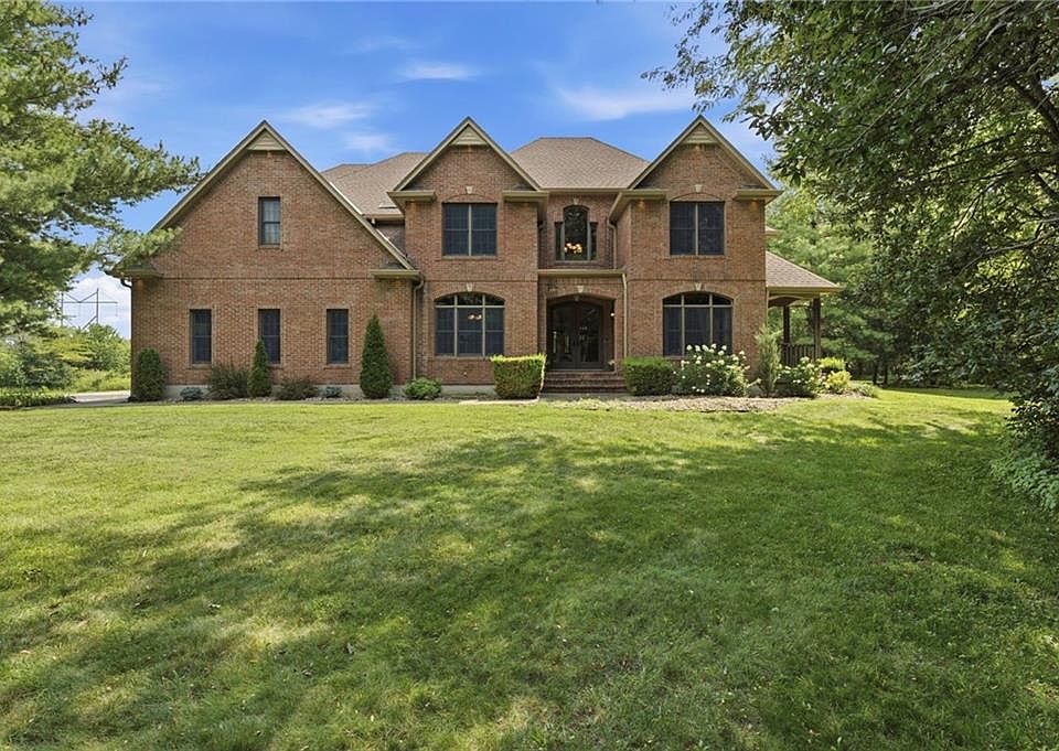 1st image of 20215 S Grand Dr