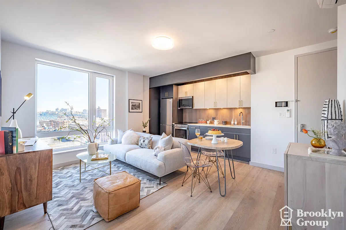 26 Sherman Avenue 8F