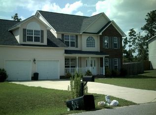 709 Yorkshire Dr, Cameron, NC 28326