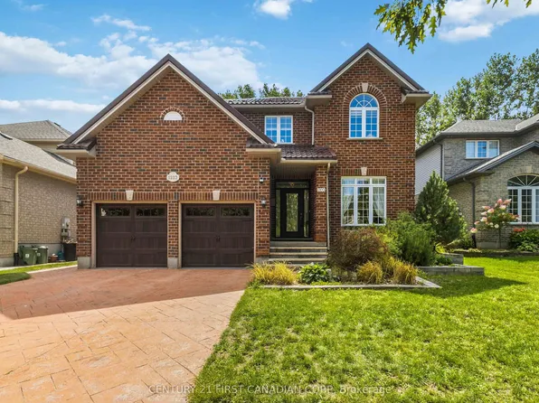 1223 Thornley St, London, ON N6K 4V3