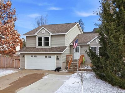 2023 Lynncrest Dr, Coralville, IA, 52241