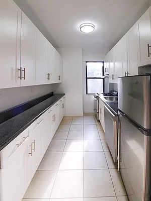 Rented by Corcoran | media 14