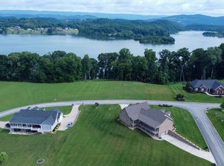 4041 Harbor View Dr, Morristown, TN 37814