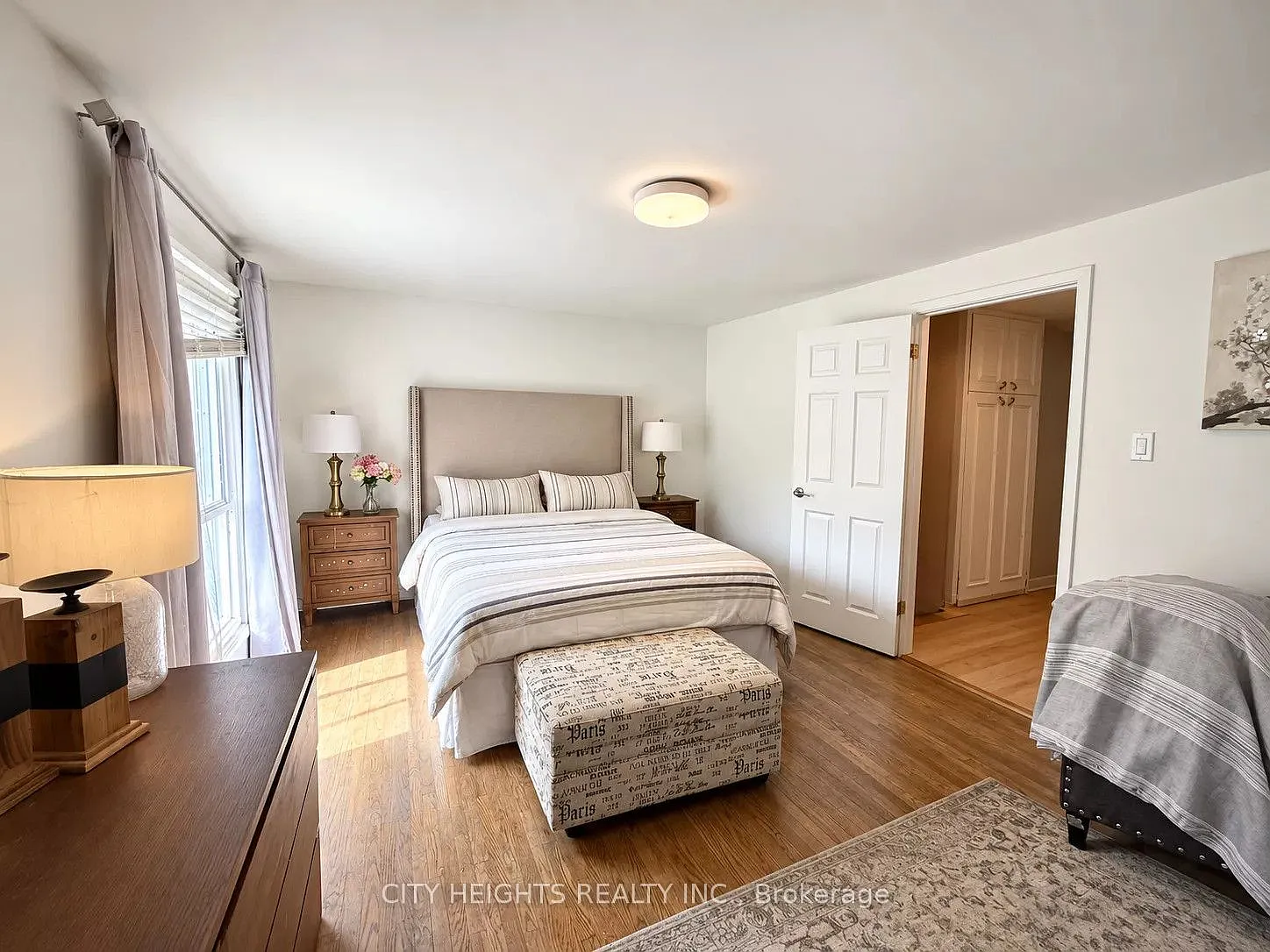 3 bed, $3,550 — Photo 4