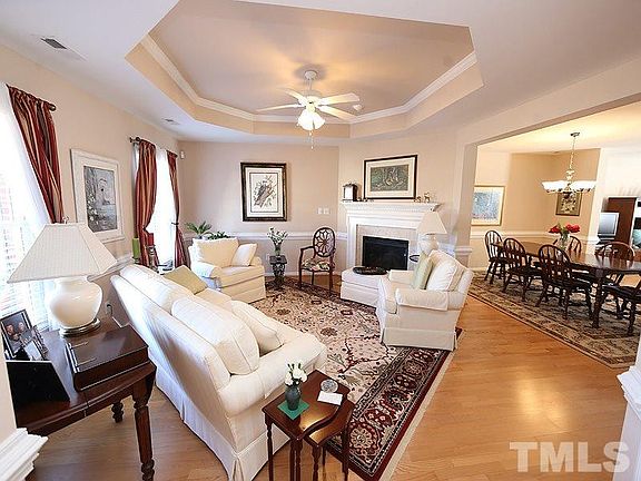 2nd image of 104 Glenfield Dr #104