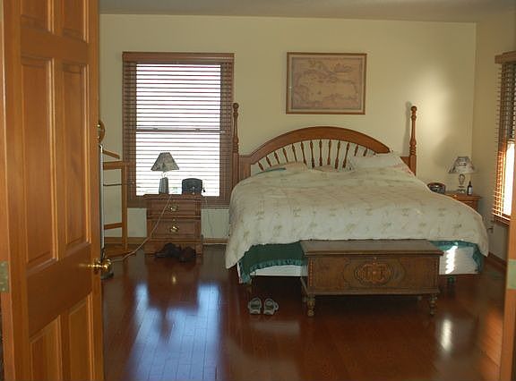 5th image of 663 Stoneridge Dr