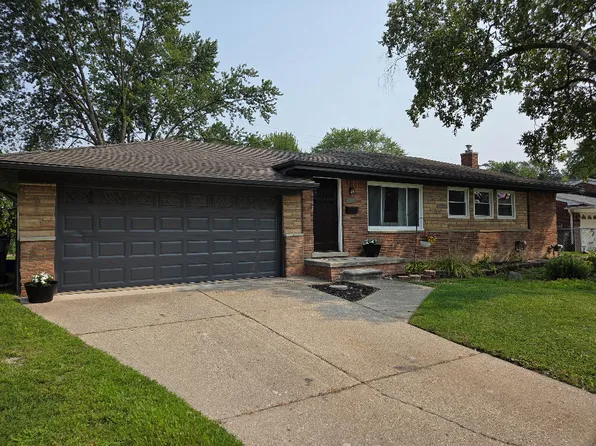 23679 Demley Dr, Clinton Township, MI 48035