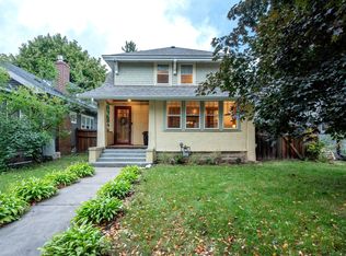 1075 Saint Clair Ave, Saint Paul, MN 55105