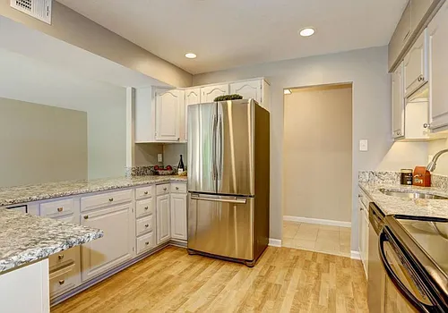 11305 Commonwealth Dr #T3 Photo 1