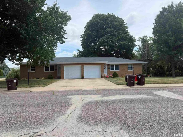 212-214 N Nebraska Ave, Morton, IL 61550