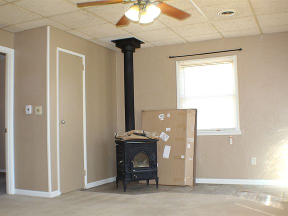 3rd image of 164 E Sheridan Dr
