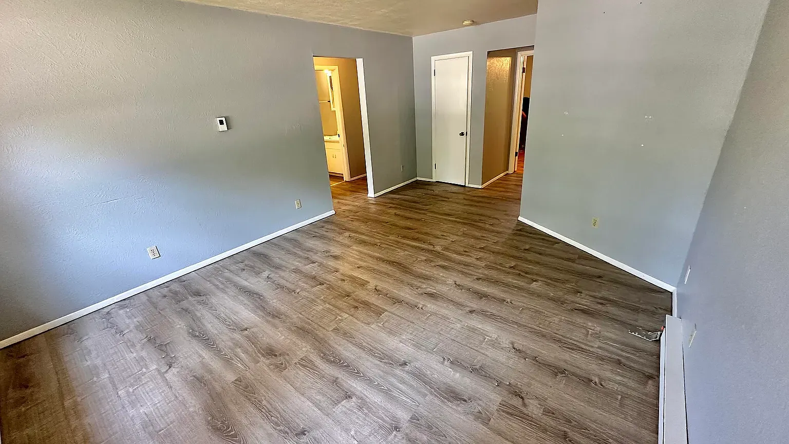 3917 Reinhardt Dr — Photo 2