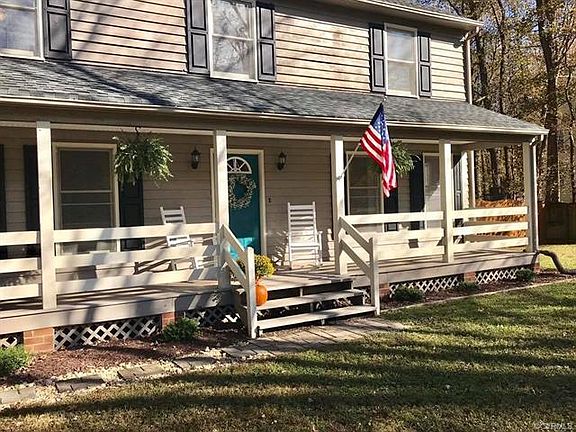 3rd image of 9334 Saddle Ct