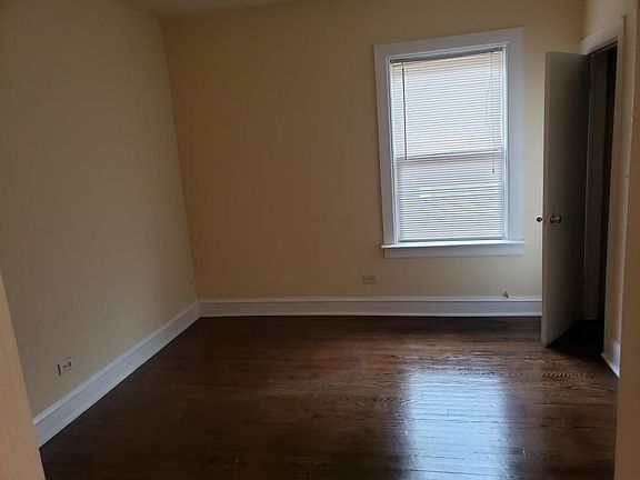 2nd image of 8728 S Muskegon Ave Unit 2