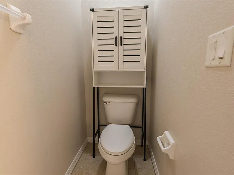 18014 Java Isle Dr — Photo 28