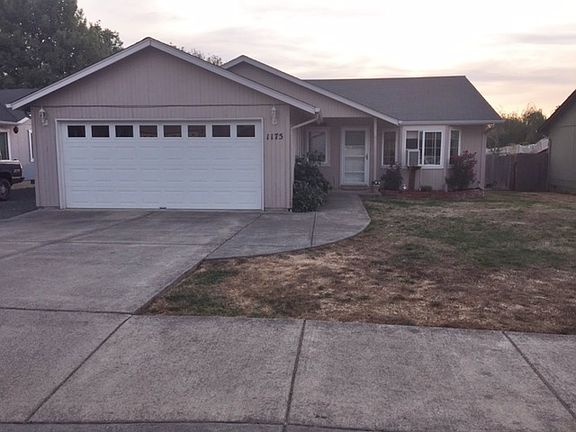 2nd image of 1175 Ash Grove Loop