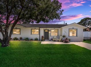 165 Alpine Ct, Bradenton, FL 34208