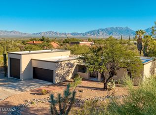 631 W Via De Suenos, Green Valley, AZ 85622