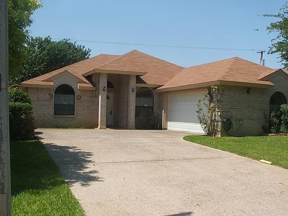 1st image of 420 Saint Croix Dr