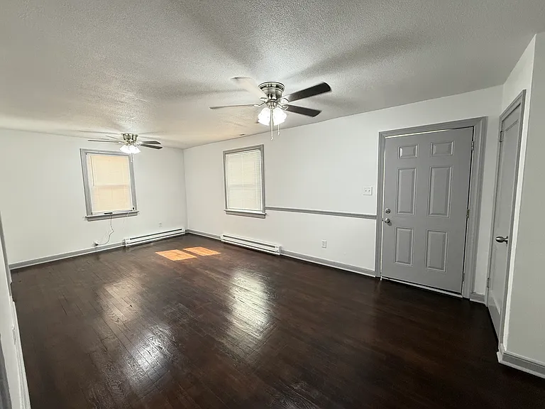 4713 Caldwell Ave — Photo 9