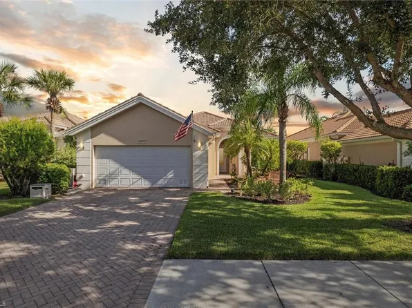 2318 Heydon CIR W, NAPLES, FL 34120
