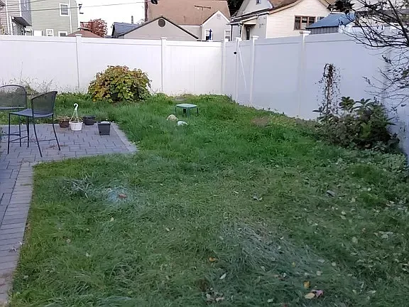 125 Berwood Ave — Photo 6
