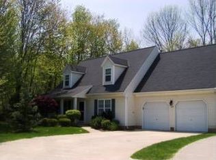 470 Scarborough Ln UNIT 470, Painesville, OH 44077
