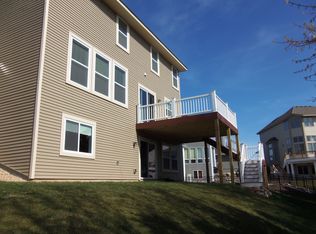 3430 Alder Ln, Woodbury, MN 55129