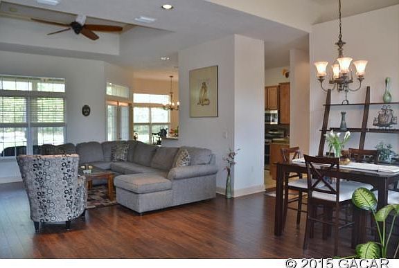 High End Wood Laminate Floors