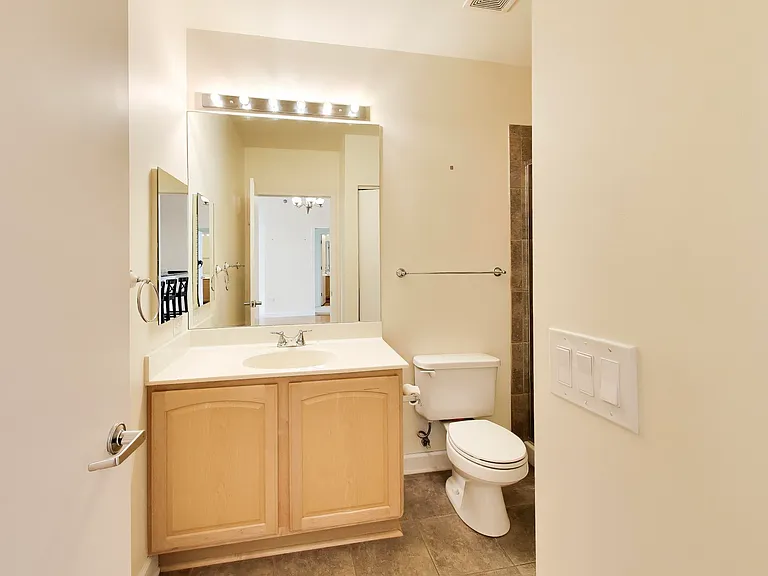 1322 S Prairie Ave #607 — Photo 17