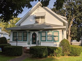 8 Lafayette St, Palatine Bridge, NY 13428