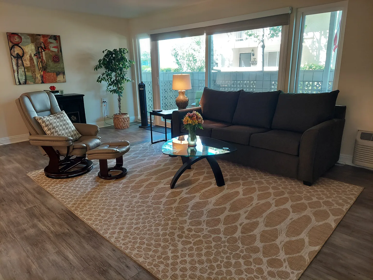 476 Calle Cadiz — Photo 1