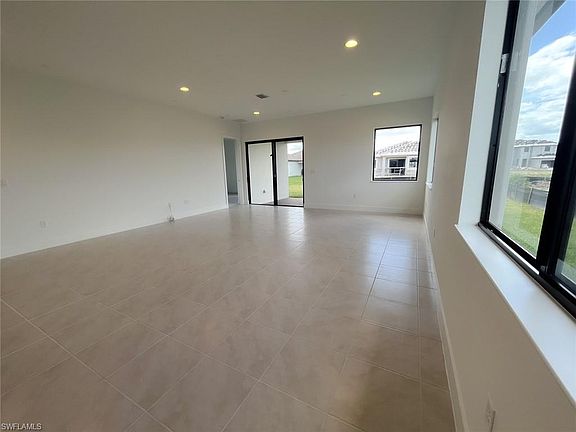 5th image of 5247 KARLIA DR